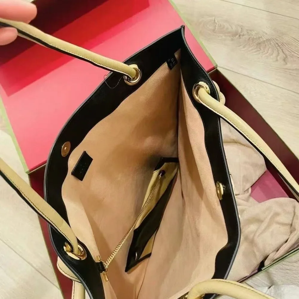 NIB Authentic Gucci Diagonal Striped Zumi - Picture 3 of 7